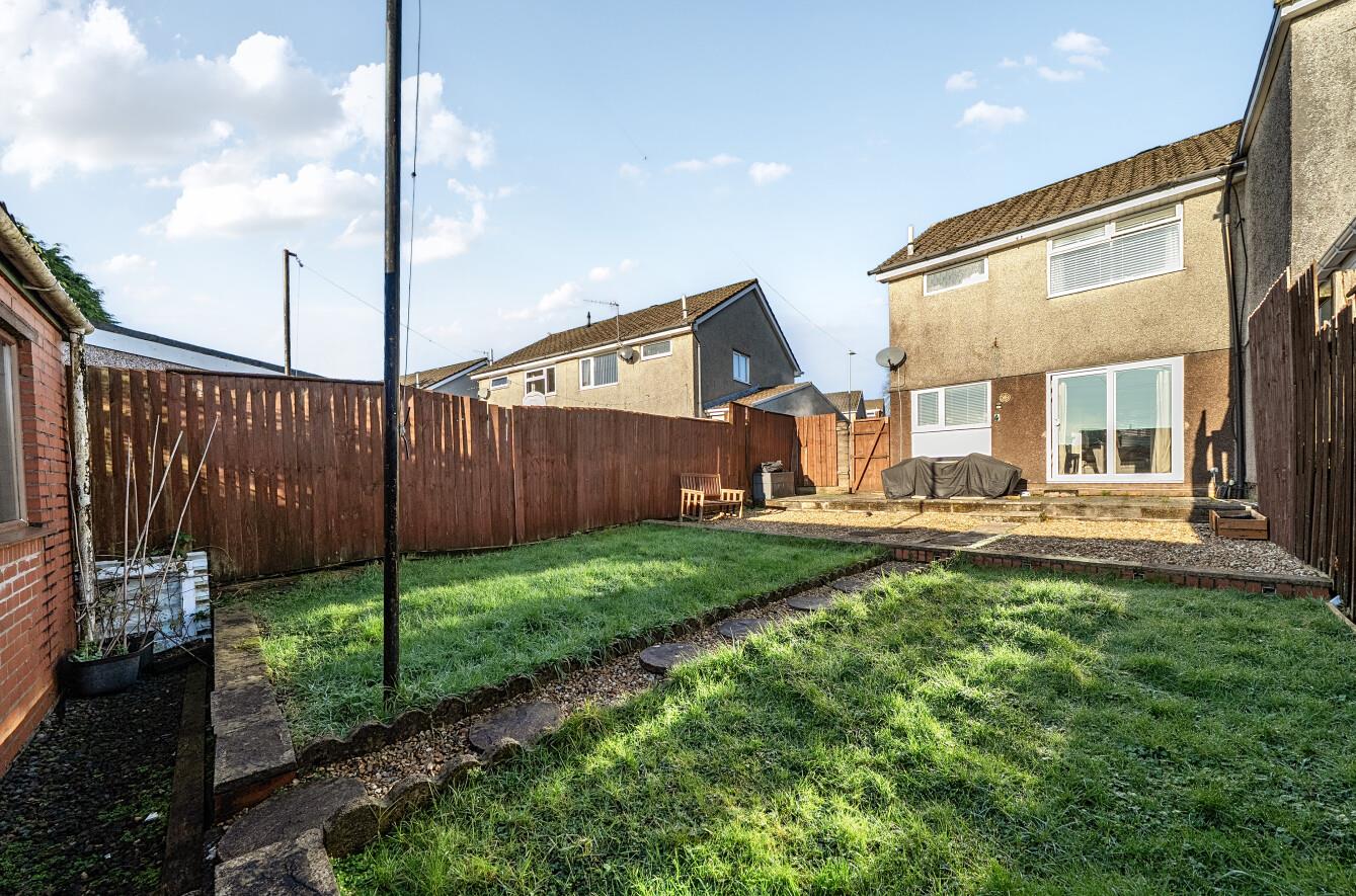 Clos Rhymni, Cwmrhydyceirw, Swansea, SA6 6RB